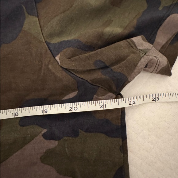 Valentino Camo T-Shirt - Picture 4 of 4